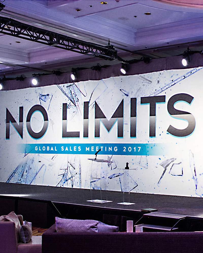 Immersive Corporate Event Design with Integrated Lighting and Video